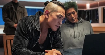 Series Bloodhounds mùa 2 của Bi Rain gây sốt toàn cầu trên Netflix