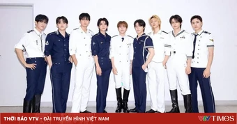 SEVENTEEN gia hạn hợp đồng lần hai với PLEDIS, tiếp tục đồng hành với đầy đủ 13 thành viên