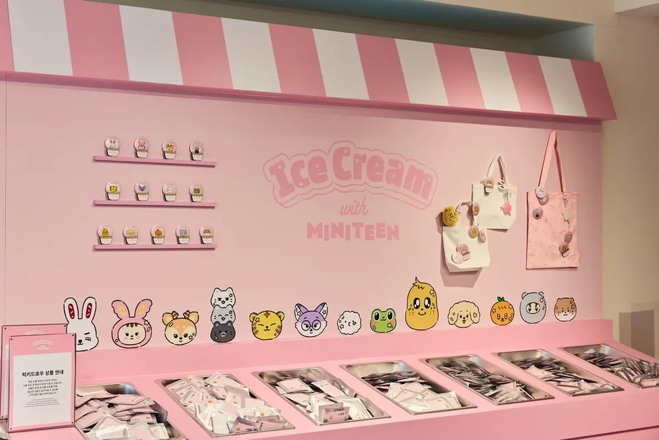 SEVENTEEN mở chuỗi pop-up chủ đề kem tại châu Á, thu hút đông đảo người hâm mộ SEVENTEEN mở chuỗi pop-up chủ đề kem tại châu Á, thu hút đông đảo người hâm mộ