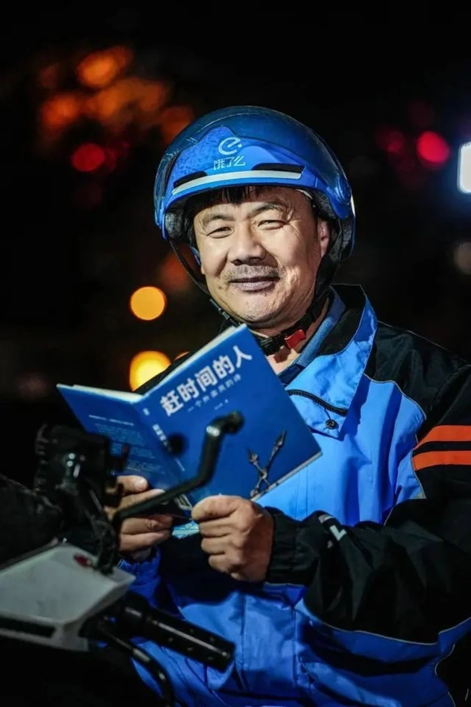 Shipper làm thơ về buồn vui khi giao hàng Shipper làm thơ về buồn vui khi giao hàng