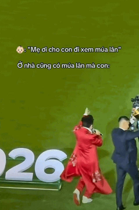 Showbiz Việt ai múa lân qua Tùng Dương Showbiz Việt ai múa lân qua Tùng Dương