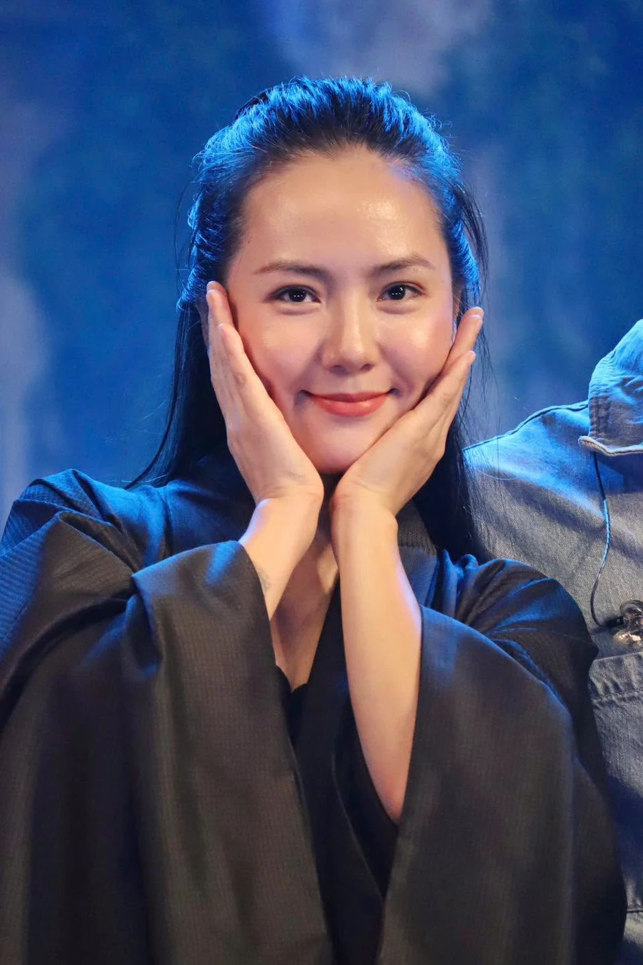 Showbiz Việt có nữ ca sĩ tự nhận đẹp nhất vũ trụ: Giữ thanh xuân bằng 219 mũi tiêm, tuyệt đối không nằm gối khách sạn Showbiz Việt có nữ ca sĩ tự nhận đẹp nhất vũ trụ: Giữ thanh xuân bằng 219 mũi tiêm, tuyệt đối không nằm gối khách sạn