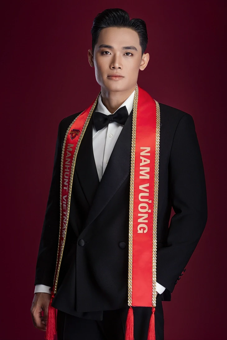 Siêu mẫu & Nam vương Việt Nam 2026: Top 8 có cơ hội thi quốc tế Siêu mẫu & Nam vương Việt Nam 2026: Top 8 có cơ hội thi quốc tế