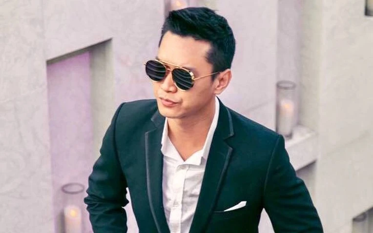 Siêu mẫu Việt từng đình đám một thời giã từ sàn diễn: Mở nhà hàng ở Quận 1, tự tay bưng bê dọn dẹp Siêu mẫu Việt từng đình đám một thời giã từ sàn diễn: Mở nhà hàng ở Quận 1, tự tay bưng bê dọn dẹp