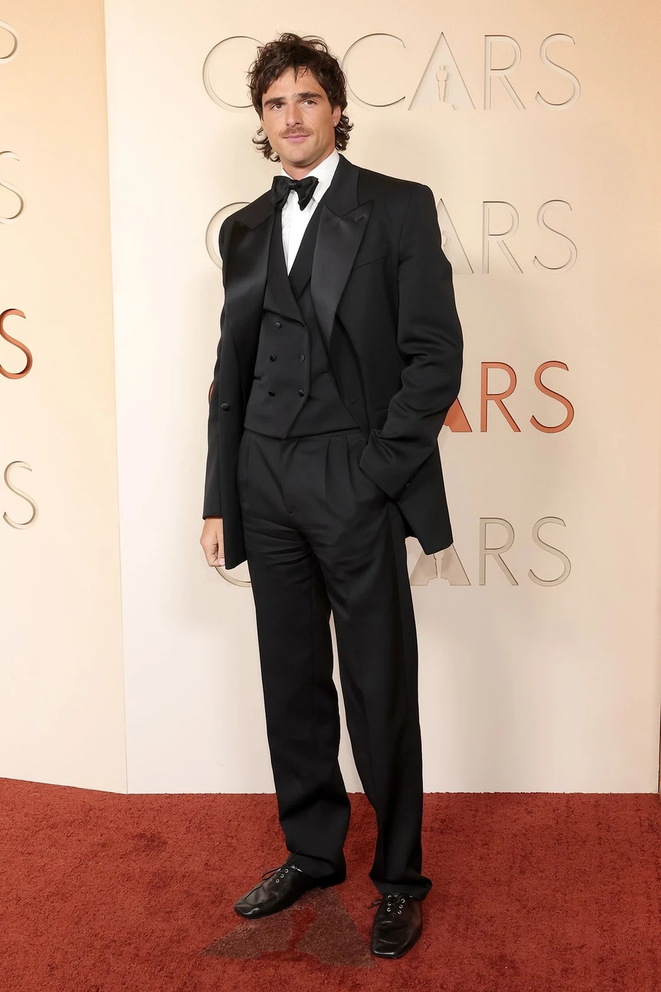 Siêu thảm đỏ Oscar 2026: Anne Hathaway - Emma Stone visual đại chiến, Timothée Chalamet có so kè được nam thần Đồi Gió Hú? Siêu thảm đỏ Oscar 2026: Anne Hathaway - Emma Stone visual đại chiến, Timothée Chalamet có so kè được nam thần Đồi Gió Hú?