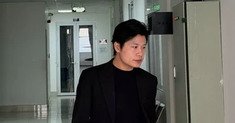 Sinh viên Sư phạm một năm kiếm cả tỷ đồng: Nắm giữ kỷ lục Việt, có bài hát lọt top hay nhất thế giới