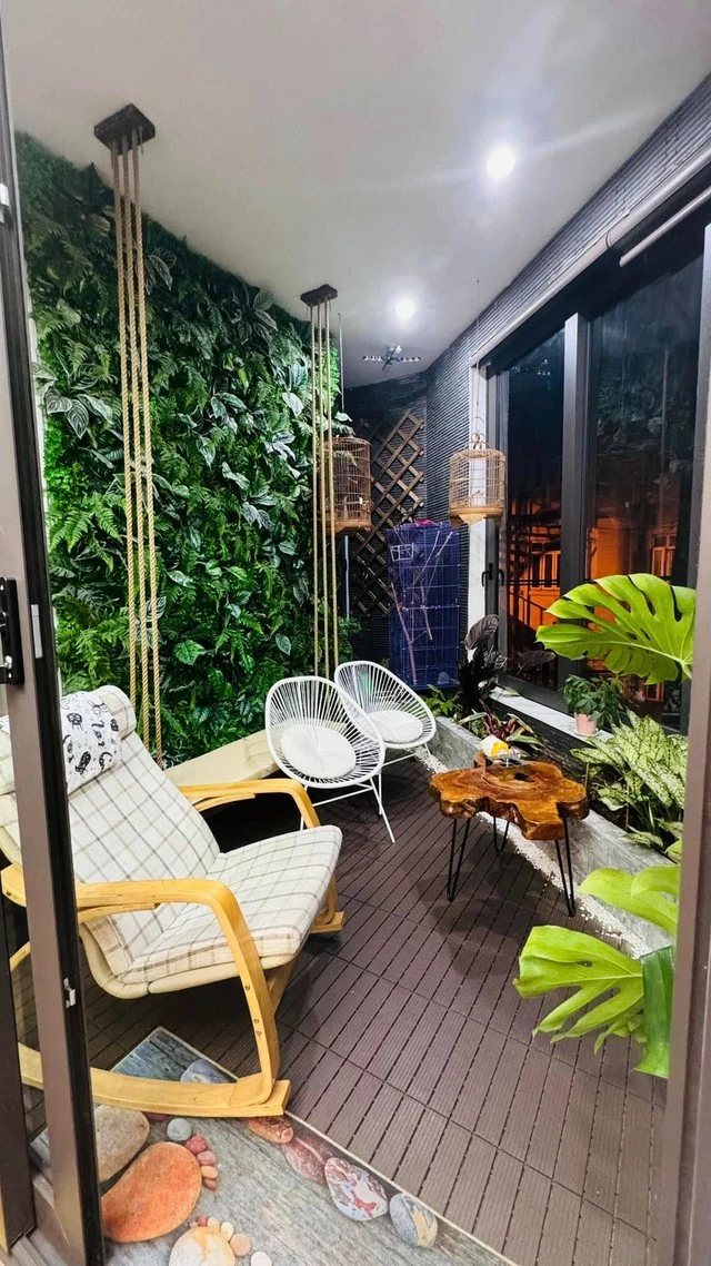 Soái ca diễn đỉnh nhất nhì truyền hình Việt: Cuộc sống U45 triệu người mơ, sở hữu biệt thự 3 mặt tiền Hà Nội, thêm 1 nhà vườn rộng 1.300m2 Soái ca diễn đỉnh nhất nhì truyền hình Việt: Cuộc sống U45 triệu người mơ, sở hữu biệt thự 3 mặt tiền Hà Nội, thêm 1 nhà vườn rộng 1.300m2