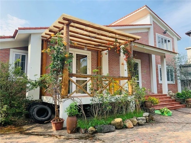 Soái ca diễn đỉnh nhất nhì truyền hình Việt: Cuộc sống U45 triệu người mơ, sở hữu biệt thự 3 mặt tiền Hà Nội, thêm 1 nhà vườn rộng 1.300m2 Soái ca diễn đỉnh nhất nhì truyền hình Việt: Cuộc sống U45 triệu người mơ, sở hữu biệt thự 3 mặt tiền Hà Nội, thêm 1 nhà vườn rộng 1.300m2