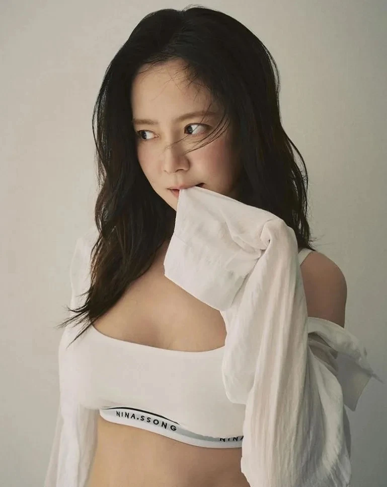 Song Ji Hyo phản ứng gây bão giữa làn sóng tẩy chay lớn chưa từng thấy Song Ji Hyo phản ứng gây bão giữa làn sóng tẩy chay lớn chưa từng thấy