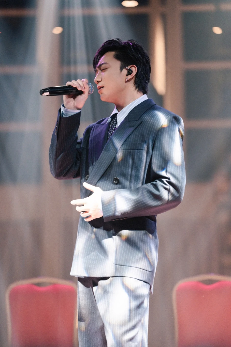 SOOBIN đứng chung sân khấu với nhà sản xuất của The Weeknd, Beyoncé SOOBIN đứng chung sân khấu với nhà sản xuất của The Weeknd, Beyoncé