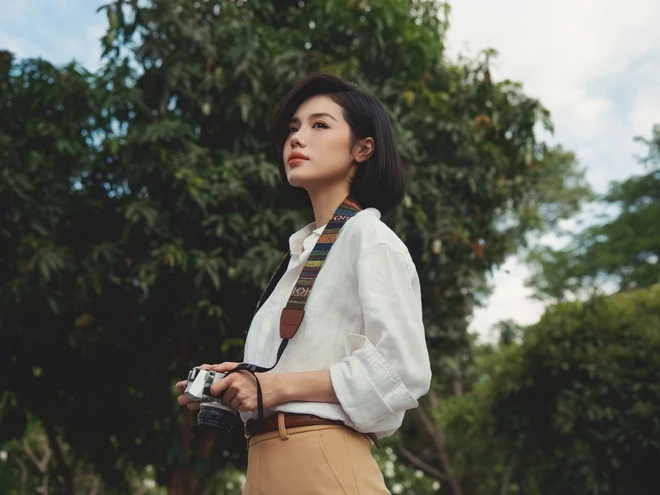 S.T Sơn Thạch bứt phá trong lần trở lại với "Ngược hướng" S.T Sơn Thạch bứt phá trong lần trở lại với "Ngược hướng"