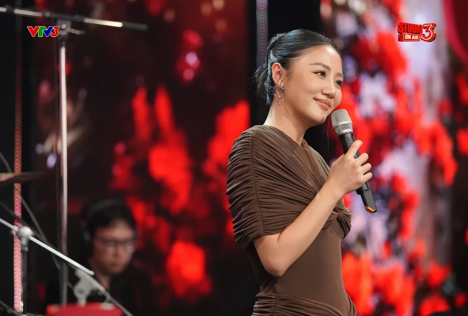Studio 3 gặp gỡ Văn Mai Hương: Một cuộc hẹn nhiều cảm xúc Studio 3 gặp gỡ Văn Mai Hương: Một cuộc hẹn nhiều cảm xúc