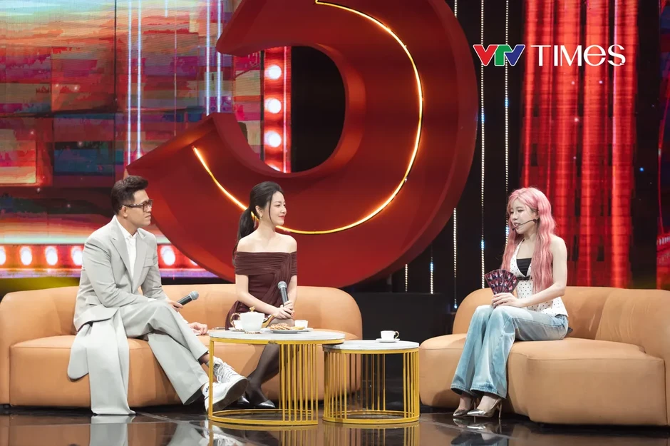 Studio 3: Trang Pháp kể hành trình từ vai diễn trên sóng VTV đến nghệ sĩ toàn năng Studio 3: Trang Pháp kể hành trình từ vai diễn trên sóng VTV đến nghệ sĩ toàn năng