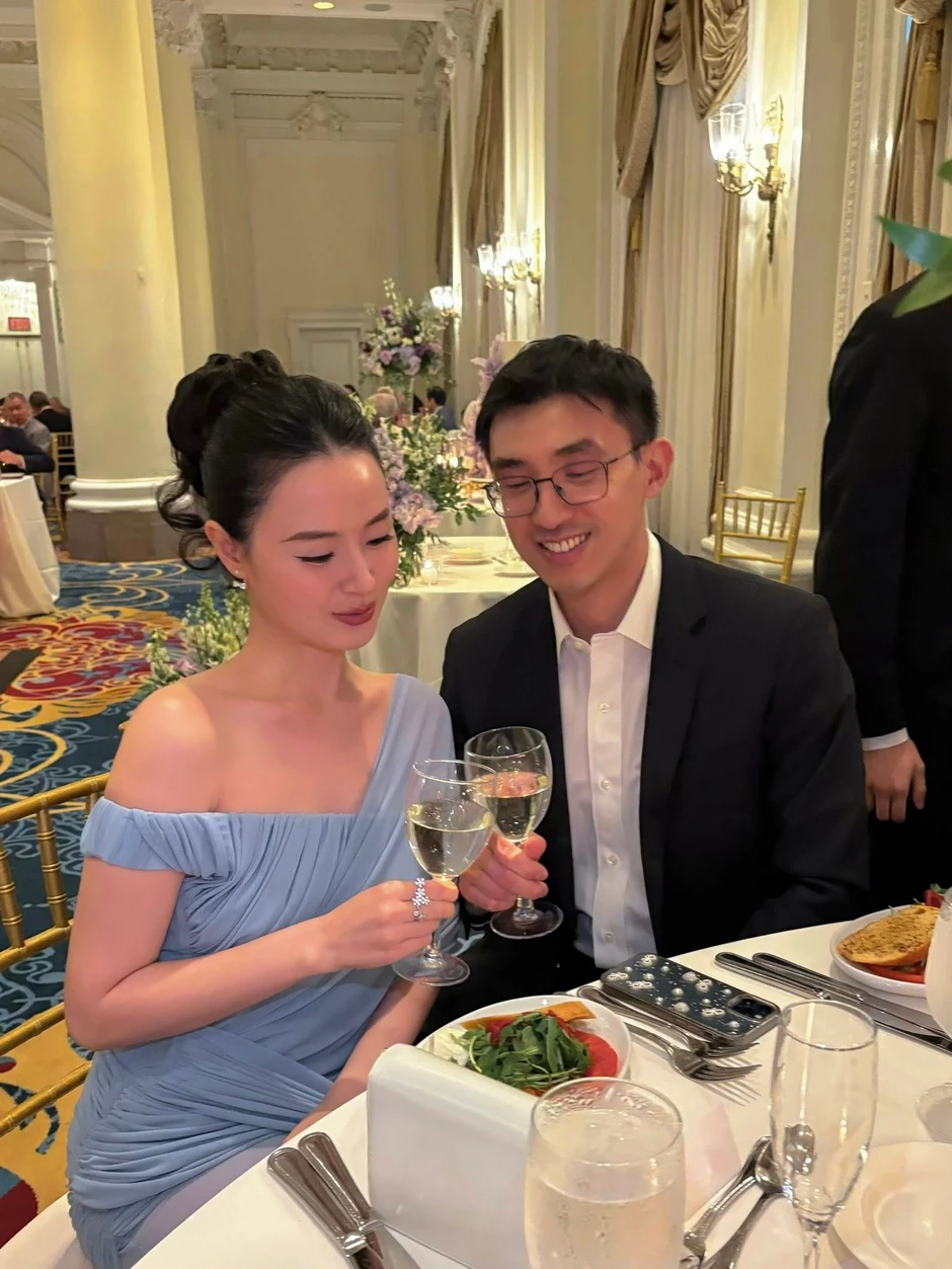 Sự thật phía sau bức ảnh giàu sang của Midu Sự thật phía sau bức ảnh giàu sang của Midu