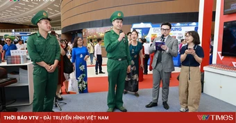 Sức hút từ gian trưng bày của VTV trong ngày đầu Hội Báo toàn quốc 2026
