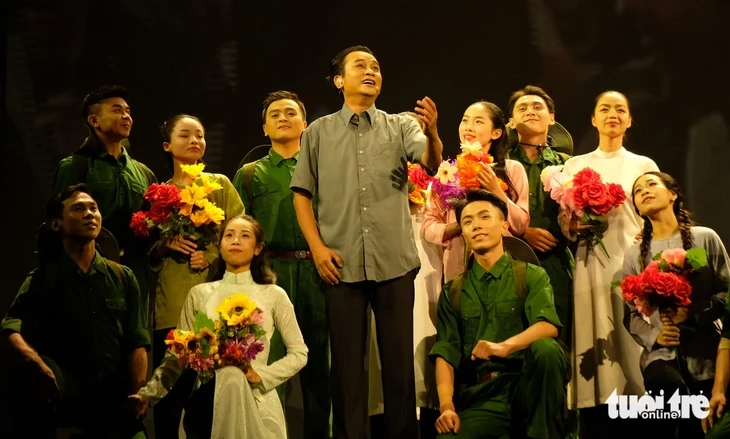 Tại sao Hữu Quốc gọi Lê Thiện là bố? Tại sao Hữu Quốc gọi Lê Thiện là bố?