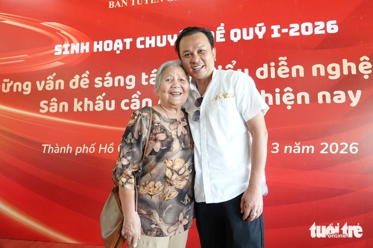 Tại sao Hữu Quốc gọi Lê Thiện là bố? Tại sao Hữu Quốc gọi Lê Thiện là bố?