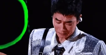 Tài tử đình đám có em trai bị bán với giá hơn 11 triệu đồng, mẹ qua đời vì ung thư