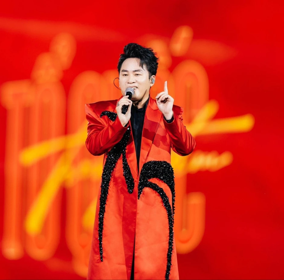 Tham vọng vượt mặt Mỹ Tâm của người đàn ông SN 1983 quê Hà Nội liệu có thể? Tham vọng vượt mặt Mỹ Tâm của người đàn ông SN 1983 quê Hà Nội liệu có thể?