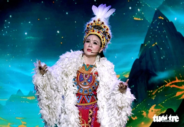 Thanh Ngân và hai cô đào hát Thanh Ngân và hai cô đào hát