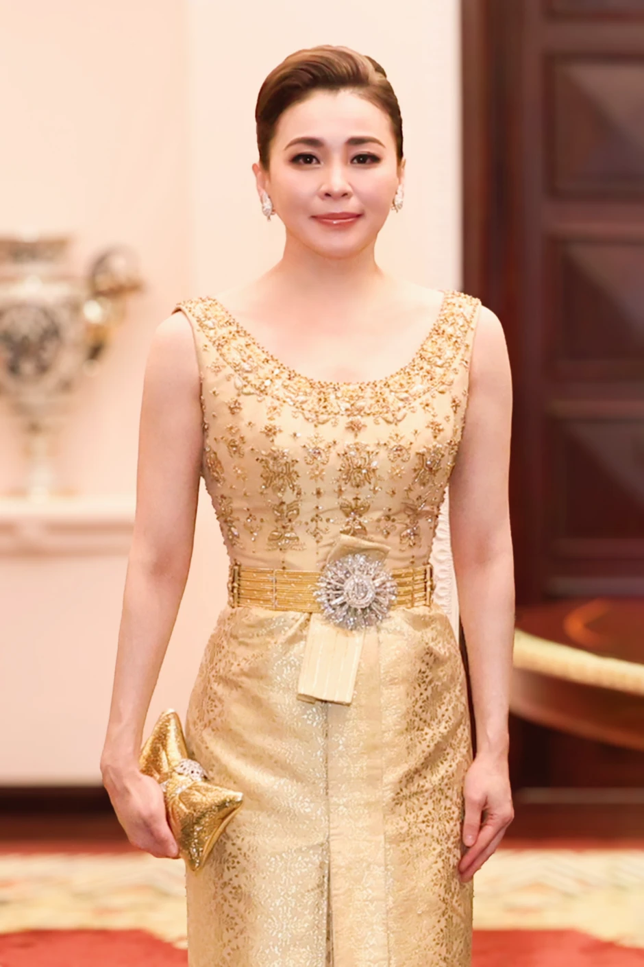Thời trang tinh tế của Hoàng hậu Thái Lan tại Việt Nam
