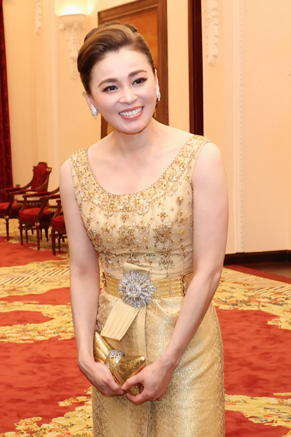 Thời trang tinh tế của Hoàng hậu Thái Lan tại Việt Nam