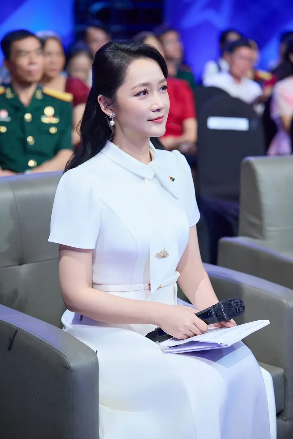 Thu Hà và Hữu Bằng chính thức trở thành hai gương mặt mới dẫn dắt Cất cánh Thu Hà và Hữu Bằng chính thức trở thành hai gương mặt mới dẫn dắt Cất cánh