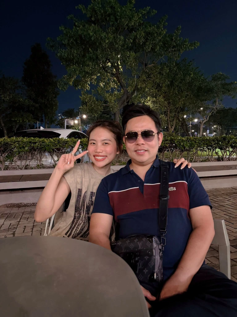 Thu nhập của ca sĩ Việt kiếm ít nhất 11 tỷ/năm, chạy show tất bật mà vẫn học giỏi xuất sắc Thu nhập của ca sĩ Việt kiếm ít nhất 11 tỷ/năm, chạy show tất bật mà vẫn học giỏi xuất sắc