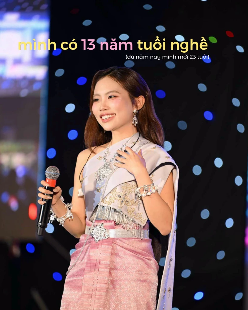 Thu nhập của ca sĩ Việt kiếm ít nhất 11 tỷ/năm, chạy show tất bật mà vẫn học giỏi xuất sắc Thu nhập của ca sĩ Việt kiếm ít nhất 11 tỷ/năm, chạy show tất bật mà vẫn học giỏi xuất sắc