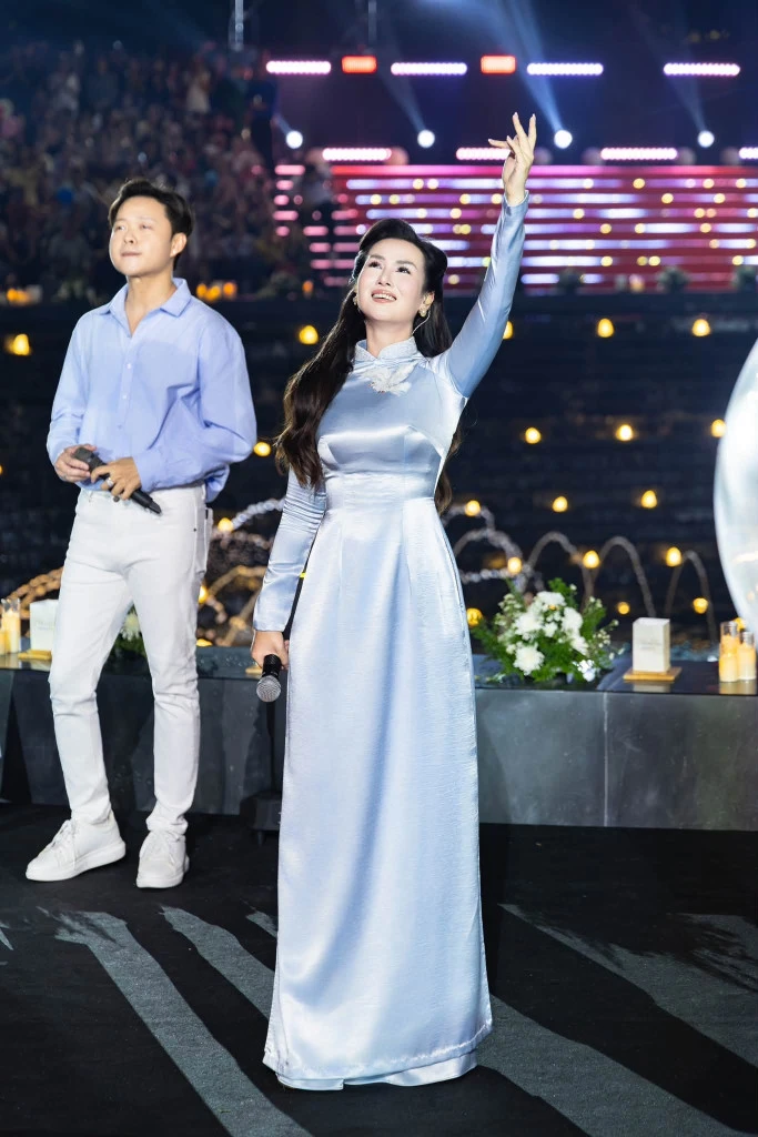 Thu nhập của giảng viên Nhạc viện đắt show bậc nhất Việt Nam Thu nhập của giảng viên Nhạc viện đắt show bậc nhất Việt Nam