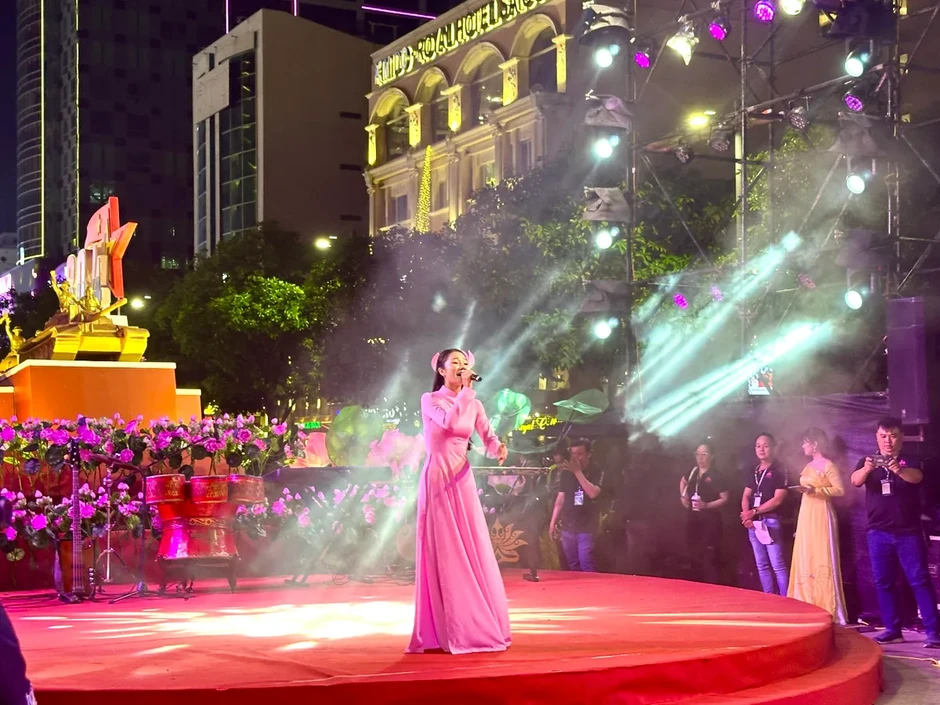 Thưởng thức đại tiệc nghệ thuật miễn phí tại TP Hồ Chí Minh Thưởng thức đại tiệc nghệ thuật miễn phí tại TP Hồ Chí Minh
