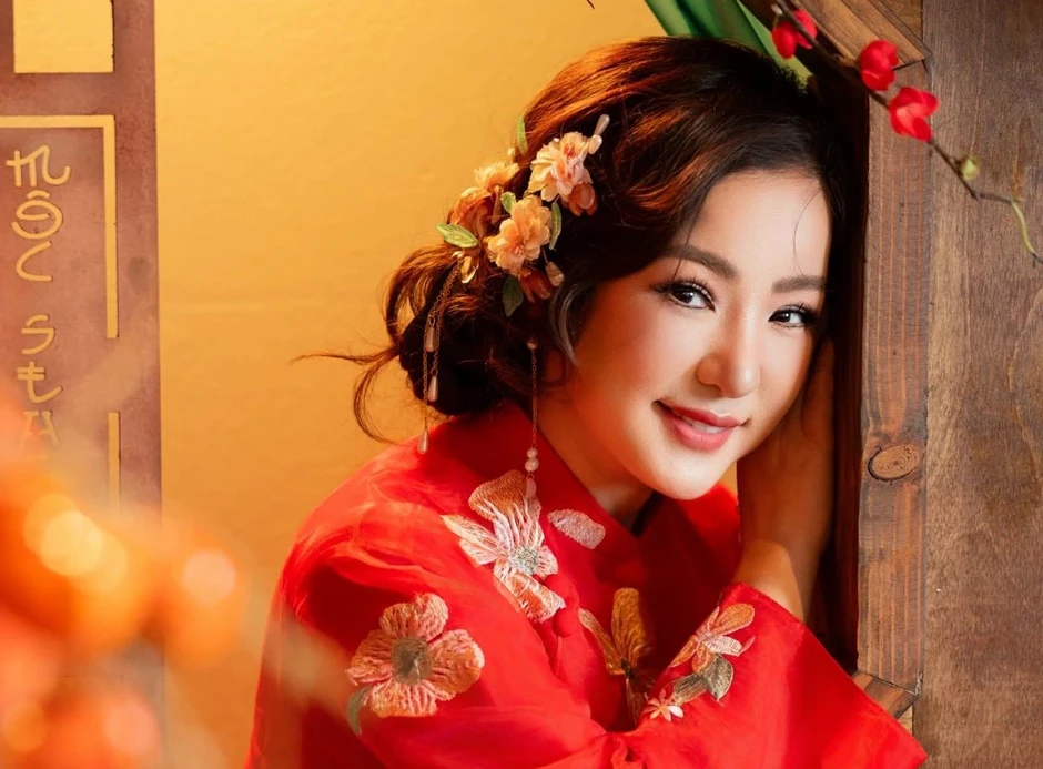 Thúy Nga tiết lộ cuộc sống ở Mỹ, trải lòng chuyện ‘mặc váy cưới’ sau sóng gió Thúy Nga tiết lộ cuộc sống ở Mỹ, trải lòng chuyện ‘mặc váy cưới’ sau sóng gió