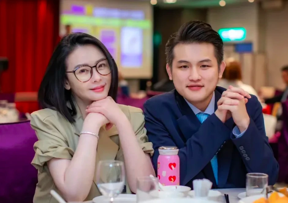 Tiêu Thục Thận lên tiếng vụ chồng trẻ bị phạt tù vì tội hiếp dâm Tiêu Thục Thận lên tiếng vụ chồng trẻ bị phạt tù vì tội hiếp dâm