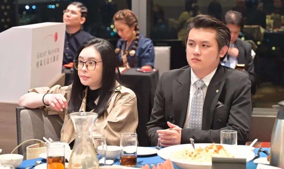 Tiêu Thục Thận lên tiếng vụ chồng trẻ bị phạt tù vì tội hiếp dâm Tiêu Thục Thận lên tiếng vụ chồng trẻ bị phạt tù vì tội hiếp dâm