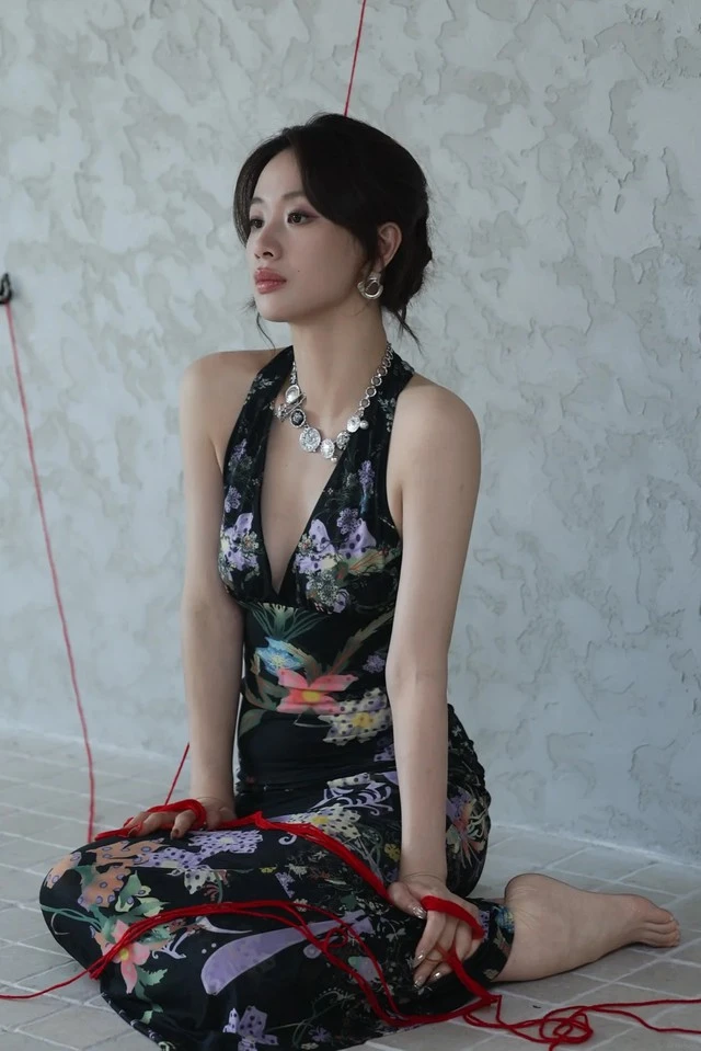 Tin mật showbiz: Mỹ nhân hot nhất năm 2026 vừa bí mật sinh con đầu lòng, cha đứa trẻ là đạo diễn SN 1991? Tin mật showbiz: Mỹ nhân hot nhất năm 2026 vừa bí mật sinh con đầu lòng, cha đứa trẻ là đạo diễn SN 1991?