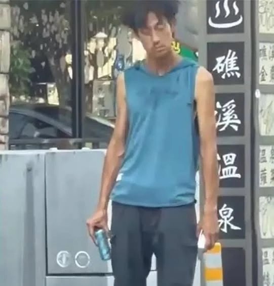 Tình hình của nam thần màn ảnh mất trí, ngày đêm đi lang thang khắp nơi sau cú sốc mẹ ruột qua đời Tình hình của nam thần màn ảnh mất trí, ngày đêm đi lang thang khắp nơi sau cú sốc mẹ ruột qua đời