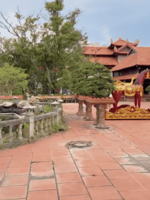 Tình hình đền thờ 100 tỷ của nghệ sĩ Hoài Linh trước ngày giỗ Tổ Sân khấu Tình hình đền thờ 100 tỷ của nghệ sĩ Hoài Linh trước ngày giỗ Tổ Sân khấu