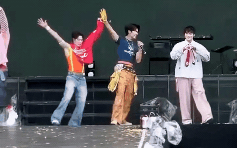 Tình hình hiện tại của nam ca sĩ Việt ngã gãy xương sườn Tình hình hiện tại của nam ca sĩ Việt ngã gãy xương sườn