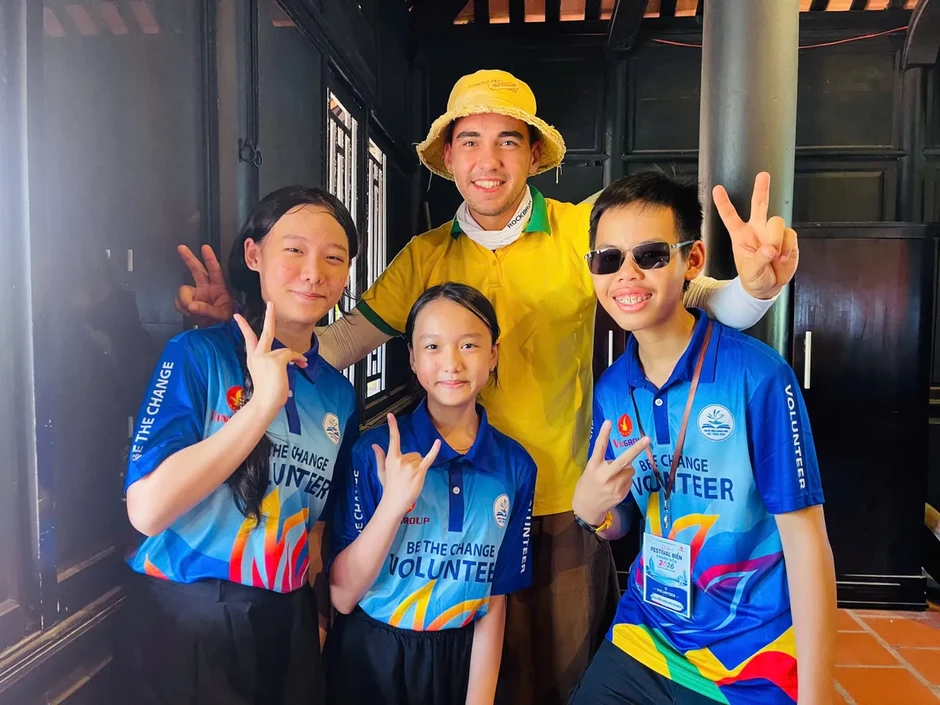 Tình nguyện viên tiếng Anh - Cầu nối văn hóa tại Festival Biển Khánh Hòa 2026 Tình nguyện viên tiếng Anh - Cầu nối văn hóa tại Festival Biển Khánh Hòa 2026