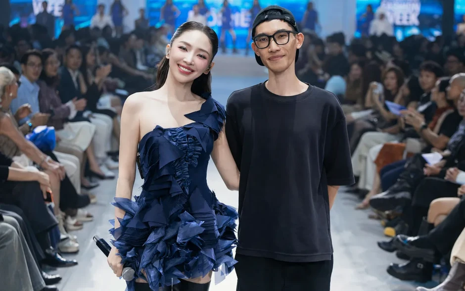 Tóc Tiên và dàn sao mở màn bùng nổ cho Tuần lễ Thời trang Quốc tế Việt Nam mùa thứ 21 Tóc Tiên và dàn sao mở màn bùng nổ cho Tuần lễ Thời trang Quốc tế Việt Nam mùa thứ 21