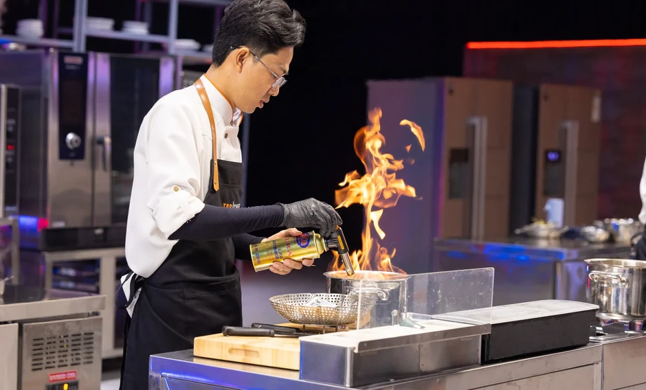 Top Chef Việt Nam - Tập 1: Đầu bếp biến 'quái vật đại dương' thành món fine dining