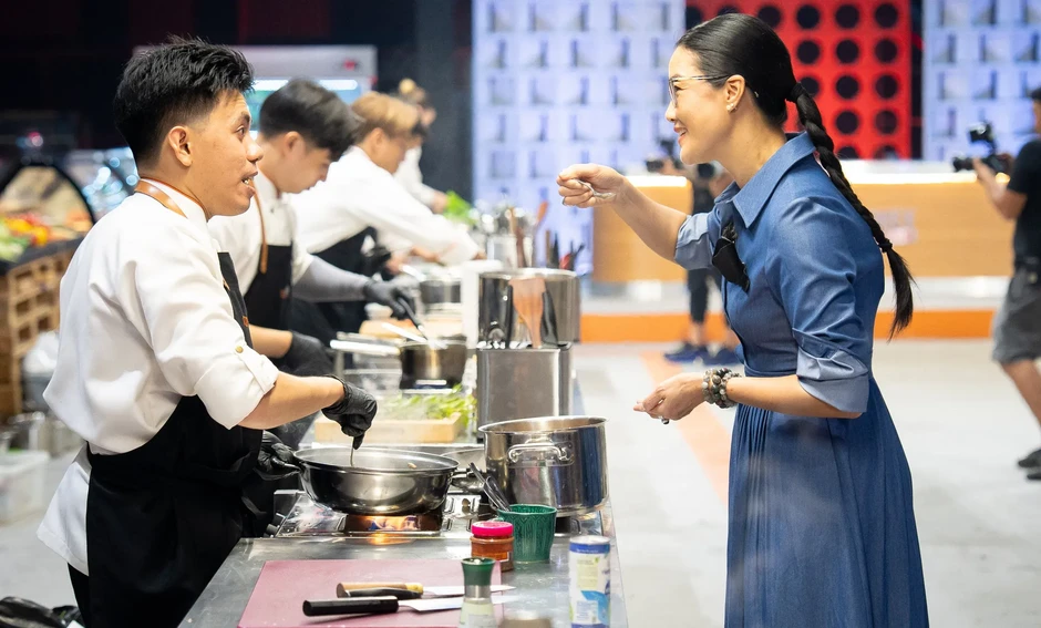 Top Chef Việt Nam - Tập 1: Đầu bếp biến 'quái vật đại dương' thành món fine dining