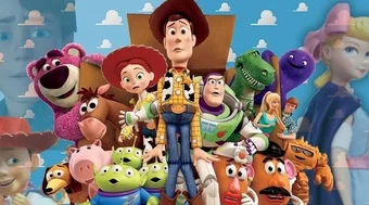 'Toy Story 5'&nbsp;áp đảo phòng vé, 'Supergirl' khởi đầu kém kỳ vọng