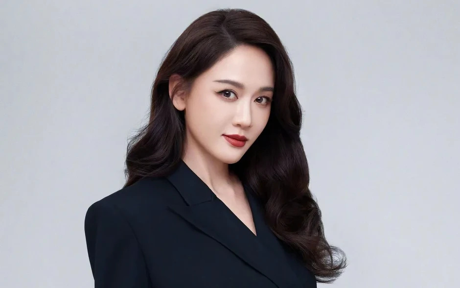 Trần Kiều Ân tiết lộ lý do không thích có khách đến thăm tại phim trường Trần Kiều Ân tiết lộ lý do không thích có khách đến thăm tại phim trường
