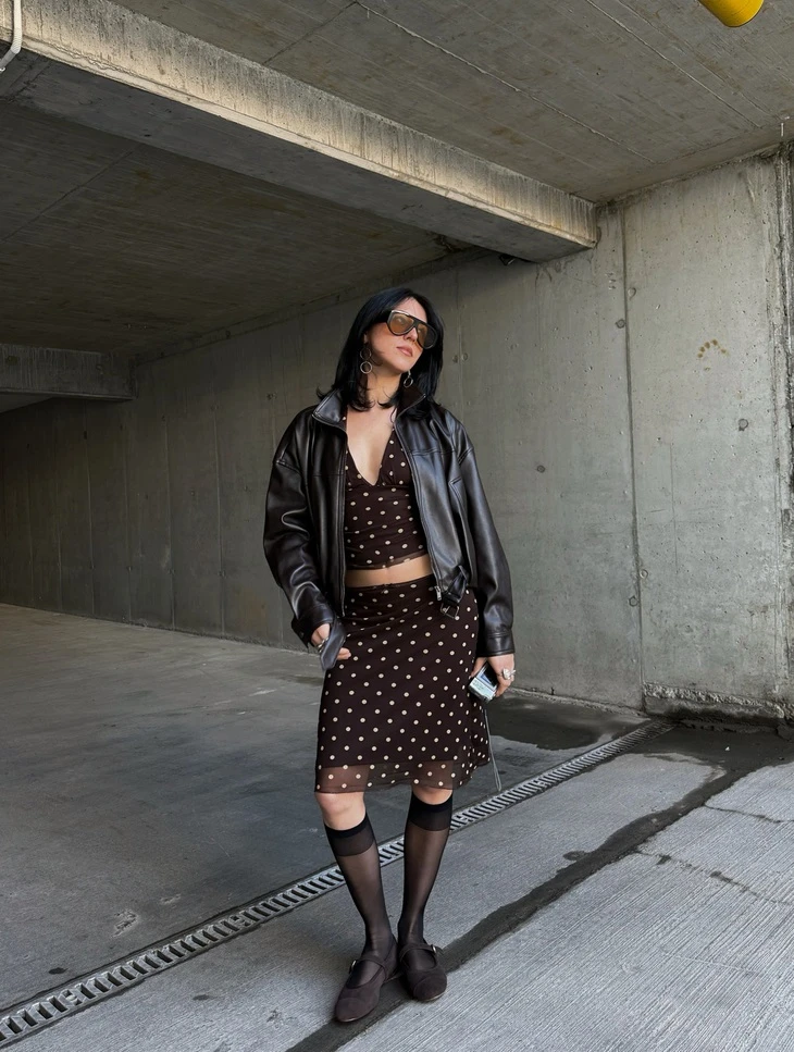 Trang bị 7 kiểu áo khoác ngày hè được các fashionista lăng xê Trang bị 7 kiểu áo khoác ngày hè được các fashionista lăng xê