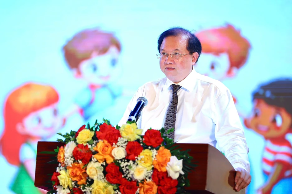 Triển lãm 359 tranh thiếu nhi tại Ngày hội thế giới tuổi thơ Triển lãm 359 tranh thiếu nhi tại Ngày hội thế giới tuổi thơ