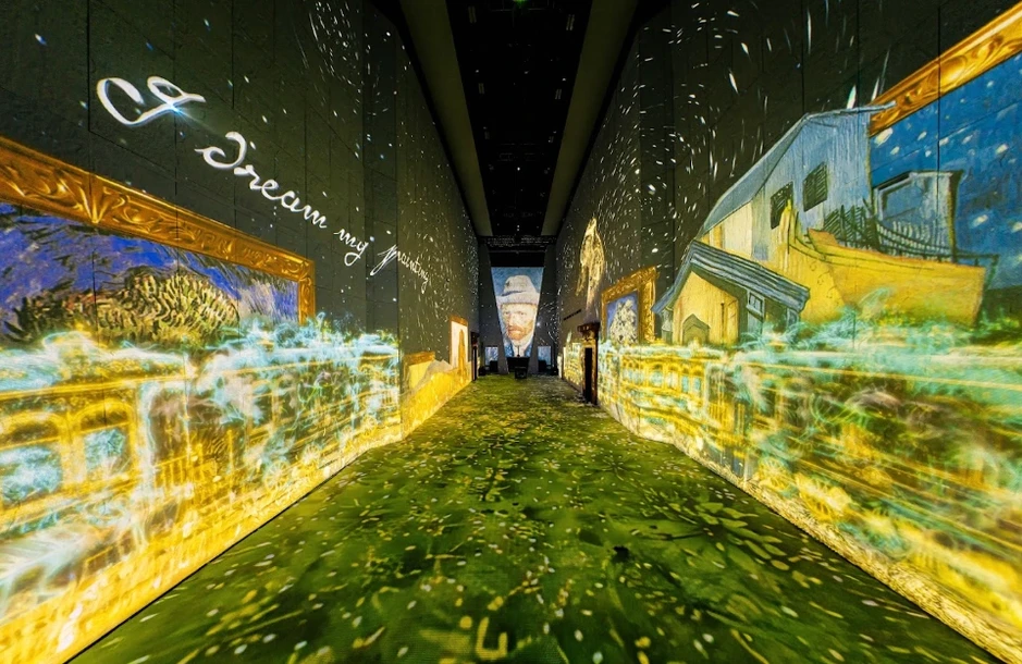 Triển lãm 'Van Gogh Timeless' mở cửa từ ngày mai