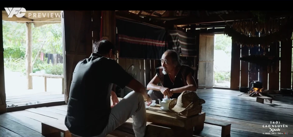 Trời cao nguyên xanh - Tập 10: Tuấn nhận cảnh báo rời khỏi làng Trời cao nguyên xanh - Tập 10: Tuấn nhận cảnh báo rời khỏi làng