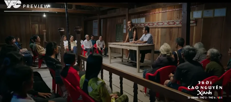 Trời cao nguyên xanh - Tập 12: Tuấn phát hiện "tổ chuồn chuồn" của nhóm phản động Trời cao nguyên xanh - Tập 12: Tuấn phát hiện "tổ chuồn chuồn" của nhóm phản động