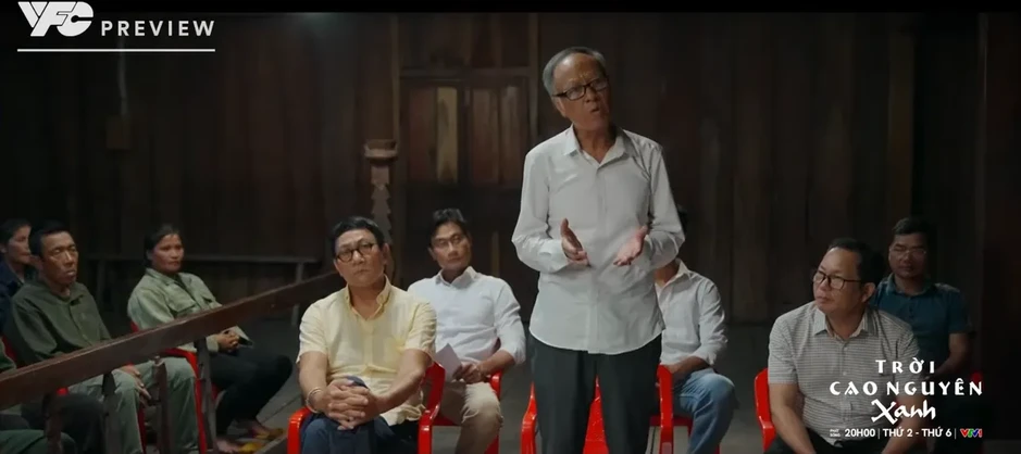 Trời cao nguyên xanh - Tập 12: Tuấn phát hiện "tổ chuồn chuồn" của nhóm phản động Trời cao nguyên xanh - Tập 12: Tuấn phát hiện "tổ chuồn chuồn" của nhóm phản động